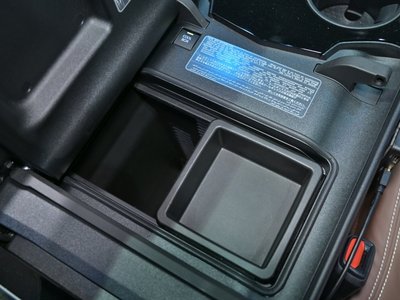 2023 Toyota LAND CRUISER 300 — миниатюра 35