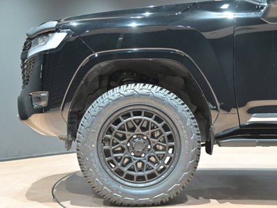 2023 Toyota LAND CRUISER 300 — миниатюра 47