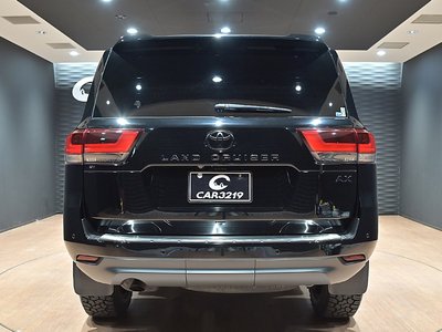 2023 Toyota LAND CRUISER 300 — фото 4