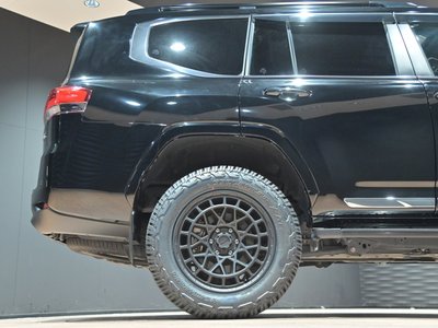 2023 Toyota LAND CRUISER 300 — миниатюра 57
