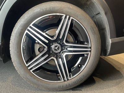 MERCEDES-BENZ GLC - 4