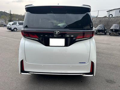 TOYOTA VELLFIRE - 4