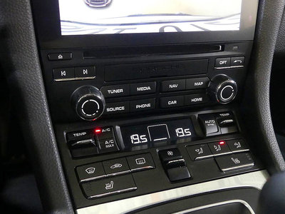 صورة مصغرة 15 لـ 2016 Porsche 911