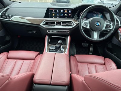 2022 BMW X6 photo 3