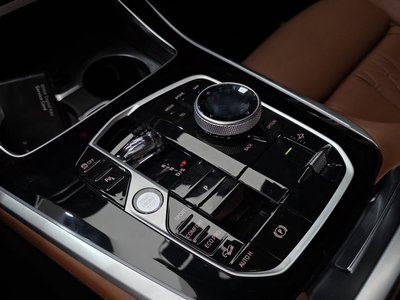 صورة مصغرة 12 لـ 2025 BMW X5