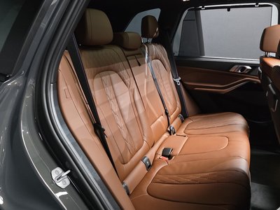 صورة مصغرة 17 لـ 2025 BMW X5
