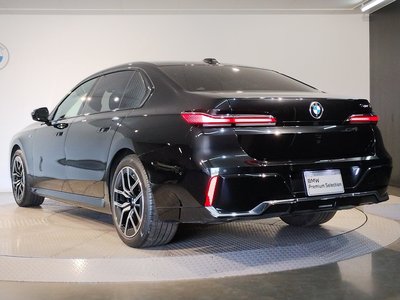 2023 BMW 7 SERIES — фото 9