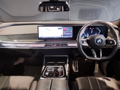 2023 BMW 7 SERIES — фото 6