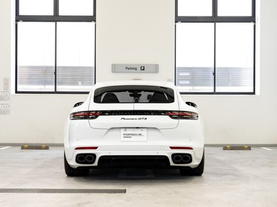 صورة 4 لـ 2019 Porsche PANAMERA