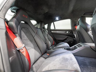2019 Porsche PANAMERA 缩略图 30