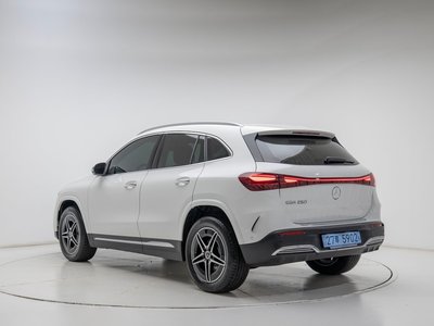 2025 Mercedes-BENZ EQA 照片 5