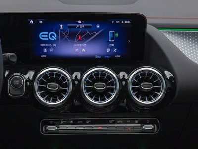 2025 Mercedes-BENZ EQA — миниатюра 13