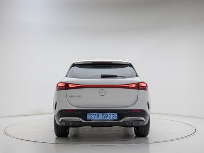 2025 Mercedes-BENZ EQA 照片 3