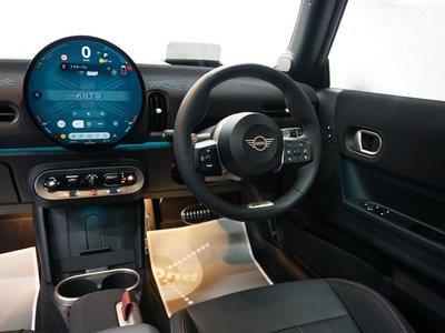 صورة 10 لـ 2025 MINI COOPER