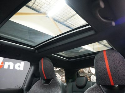 صورة مصغرة 14 لـ 2025 MINI COOPER