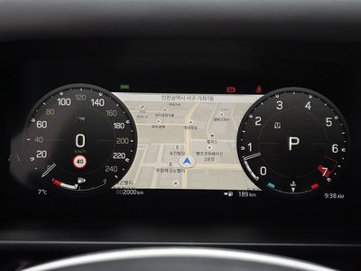 LAND ROVER DEFENDER - 8