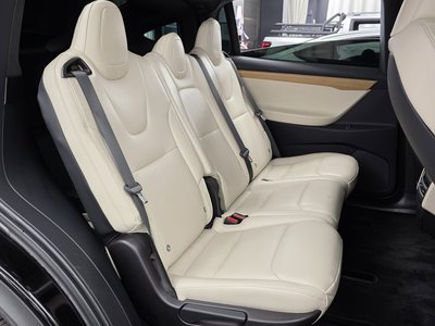 2020 Tesla MODEL X — миниатюра 17