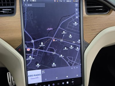 2020 Tesla MODEL X — миниатюра 18