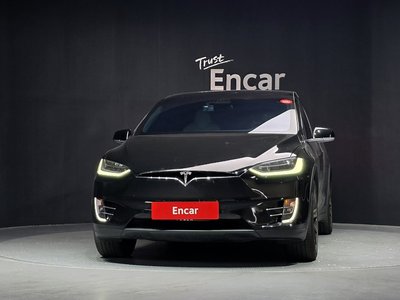 2020 Tesla MODEL X — фото 2