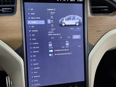 2020 Tesla MODEL X — миниатюра 26