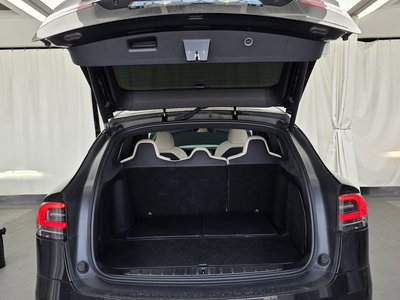 2020 Tesla MODEL X — миниатюра 22