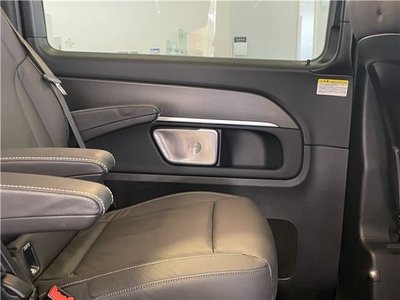 صورة مصغرة 65 لـ 2024 Mercedes-BENZ V-CLASS