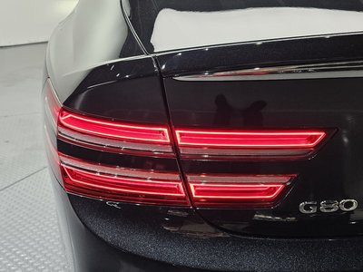 GENESIS G80 (RG3) - 10