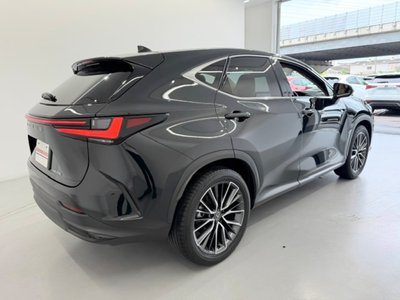 2025 Lexus NX thumbnail 42
