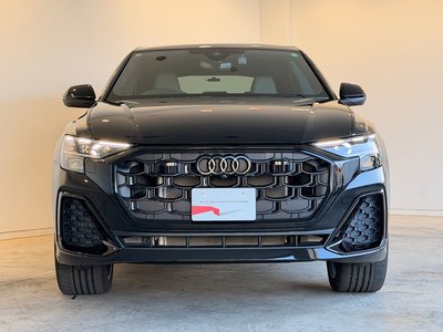 AUDI Q8 - 5