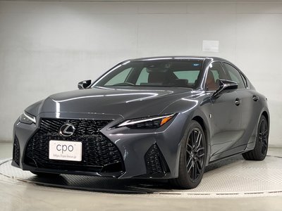 2021 Lexus IS — фото 1