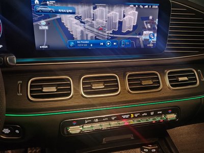 MERCEDES-BENZ GLE - 10