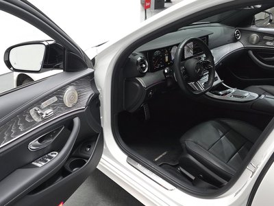 MERCEDES-BENZ E-CLASS - 10