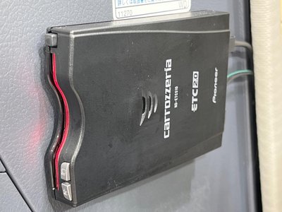 TOYOTA LAND CRUISER 70 - 6