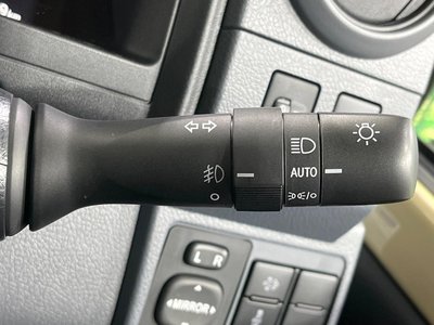 TOYOTA LAND CRUISER 70 - 8