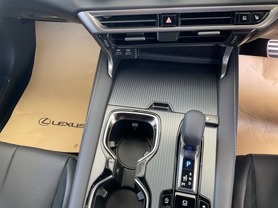 2026 Lexus RX — миниатюра 21