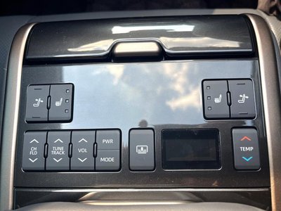 2025 Toyota CROWN CROSSOVER — фото 4