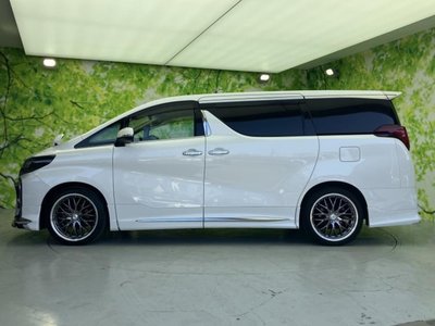 TOYOTA ALPHARD - 2