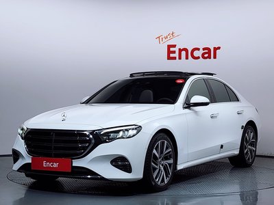MERCEDES-BENZ E-CLASS - 1