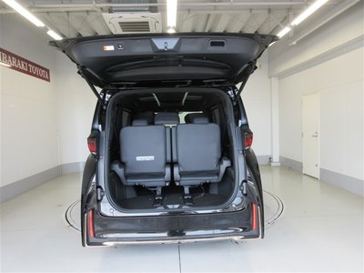 صورة مصغرة 18 لـ 2024 Toyota VELLFIRE