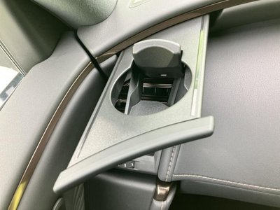 2024 Toyota ALPHARD 缩略图 45