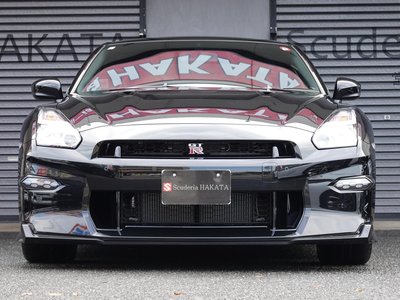 NISSAN GT-R - 2