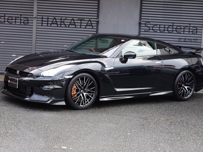 NISSAN GT-R - 3