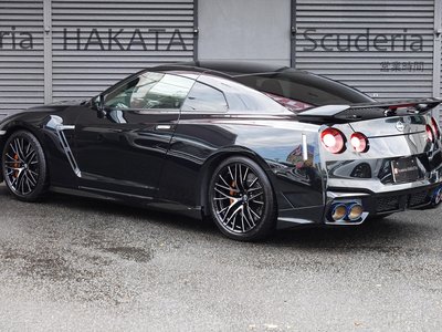 NISSAN GT-R - 9