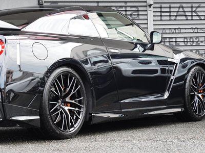 NISSAN GT-R - 6