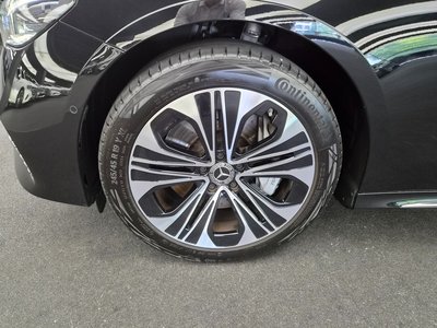 2025 Mercedes-BENZ E-CLASS 照片 6