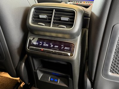 2025 Mercedes-BENZ GLE — миниатюра 57