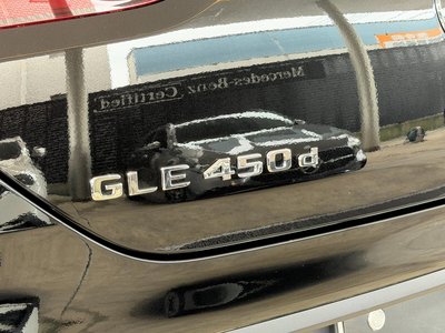 2025 Mercedes-BENZ GLE — миниатюра 63