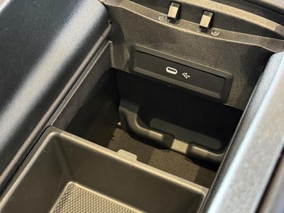 2025 Mercedes-BENZ GLE — миниатюра 42