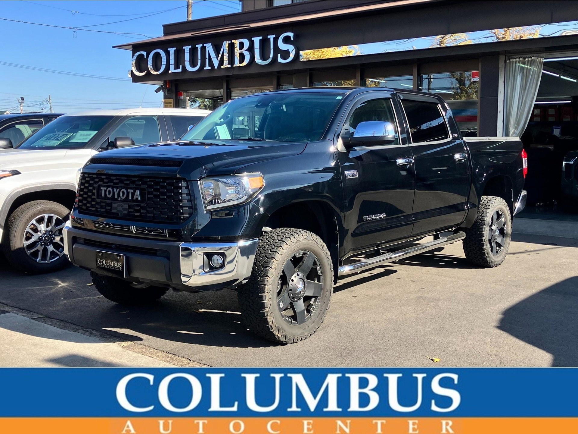 TOYOTA TUNDRA - View 1