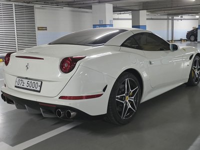 FERRARI CALIFORNIA - 9
